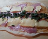 Foto del paso 2 de la receta: Arrollados de pizza