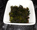 Foto del paso 3 de la receta: Ensalada de algas wakame con semillas de amapola