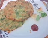 A picture of step 3 of Methi khasta poori.