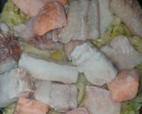 Une image de l'étape 4 de Poêlée de chou vert aux poissons.