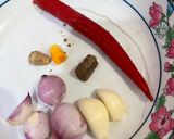 Foto langkah ke 1 dari resep Ikan Kembung Masak Santan Belimbing Wuluh.