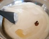 A picture of step 4 of Sponge Cake.