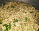 Foto langkah ke 5 dari resep 58. Mie goreng kampung.