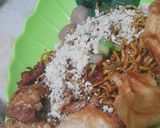 Foto langkah ke 15 dari resep Mie Gacoan Spesial.
