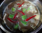 รูปขั้นตอนการทำที่ 5 ของ หมูต้มปลาร้าหน่อไม้
