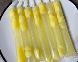 Gambar langkah 4 resipi Ais Krim Jeruk Mangga.