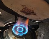 A picture of step 4 of Tandoori Roti.