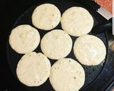 Foto langkah ke 6 dari resep Easy Banana Pancake.