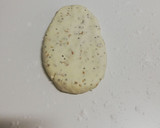 Foto del paso 5 de la receta: Galletitas crackers con semillas sin tacc