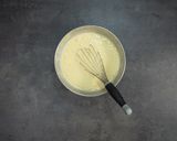 Une image de l'étape 6 de Crêpes sucrées légères et croustillantes 😋.