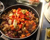 Foto del paso 8 de la receta: Corazones e hígados de pollo al wok