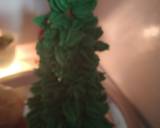 Christmas Tree CupCake recipe step 14 photo