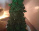 A picture of step 14 of Christmas Tree CupCake.