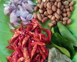 Foto langkah ke 1 dari resep Kering Tempe Kacang.