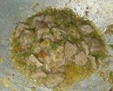 Foto langkah ke 3 dari resep Oseng Daging Cabai Ijo.