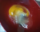 Foto langkah ke 5 dari resep Telur Ikan Kakap Goreng.