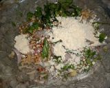 A picture of step 2 of Mix Pakoray.