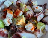 Une image de l'étape 3 de Salade de poulpe, avocat et feta.