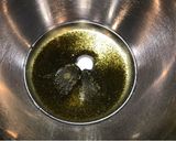 玄米茶🍵戚风蛋糕（细腻松软. 温润纯净. 米香隐约）的食譜步驟3照片