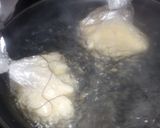 Foto del paso 2 de la receta: Ensalada diferente con pollo y cebolla en tempura dulce