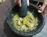 Foto del paso 3 de la receta: Salsa verde ranchera bien brava con pulque o tequila
