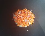 Foto langkah ke 1 dari resep Nasi Goreng Wortel.