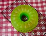 Foto langkah ke 5 dari resep Bolu pandan.