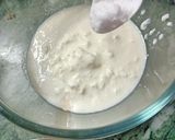 সুজি উত্তপম(sooji uttapam recipe in Bengali) রেসিপির ধাপ 2 ছবি