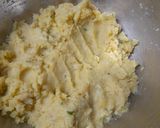 Foto del paso 1 de la receta: Bomba rellena de pato y mozzarella