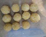 Foto langkah ke 4 dari resep Cheesy Potato Balls.