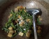 Foto langkah ke 4 dari resep Tumis kacang panjang tempe.