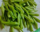 Gambar langkah 1 resipi King Oyster Mushroom Kacang Buncis.