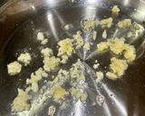 Hình bước làm 2 của món Gà Rô Ti Nước Dừa