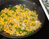 Foto del paso 2 de la receta: Fajitas picantes de pollo y verduras