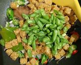 Foto langkah ke 4 dari resep Tempe Buncis Oreg Basah.