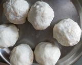 सूजी बॉल्स (Suji balls recipe in Hindi) रेसिपी चरण 3 फोटो