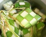 Foto langkah ke 6 dari resep Ketupat dengan presto.