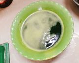 Hình bước làm 1 của món Bánh bèo lá dứa