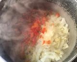 Foto del paso 2 de la receta: Tortilla de papa con salamin 😋