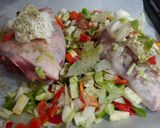 Foto del paso 1 de la receta: Codillo al horno con patato asado y verduras. Delicious