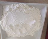 A picture of step 5 of Peach and Mascarpone Soft Cake.