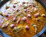A picture of step 4 of Valencian Paella 🥘.