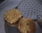 A picture of step 4 of Sabudana Vada.