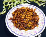 A picture of step 4 of Edamame Masala.