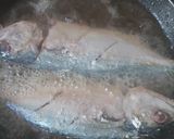 Foto langkah ke 2 dari resep Ikan Kembung Balado.
