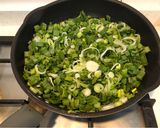 Foto del paso 2 de la receta: Cebollines con carne y arroz