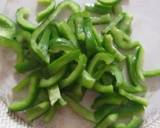 Paneer Capsicum Sabzi in Red Gravy recipe step 3 photo