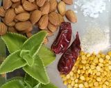 பாதாம் கற்பூரவள்ளி துவையல் (Badam karpooravalli thuvaiyal recipe in tamil) ரெசிபி ஸ்டேப் 1 புகைப்படம்