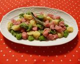 Foto del passaggio 4 della ricetta Gnocchi di patate colorati, burro e salvia