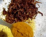 A picture of step 1 of Achaari Baingan.